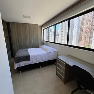 Em Apartamento